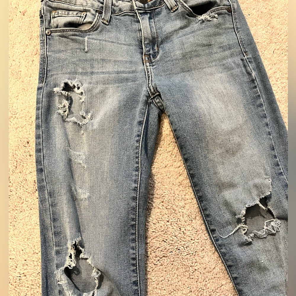 Just Black ripped blue jeans 27